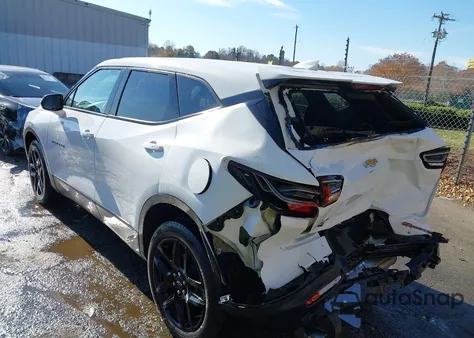 2023 Chevrolet Blazer Fwd 2Lt z USA, uszkodzony, nr VIN 3GNKBCR42PS101755